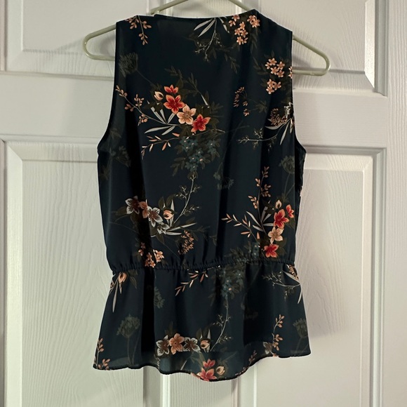 2/$25: Green/Blue Floral Sleeveless Wrap Top - Picture 3 of 7